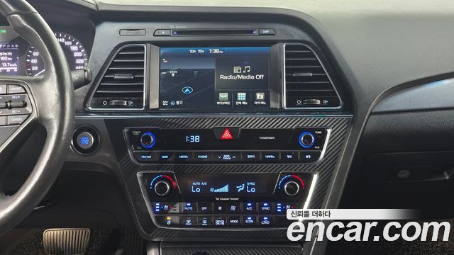 Hyundai Sonata Hybrid (LF) 2.0 HEV Premium 2016 — фото 19