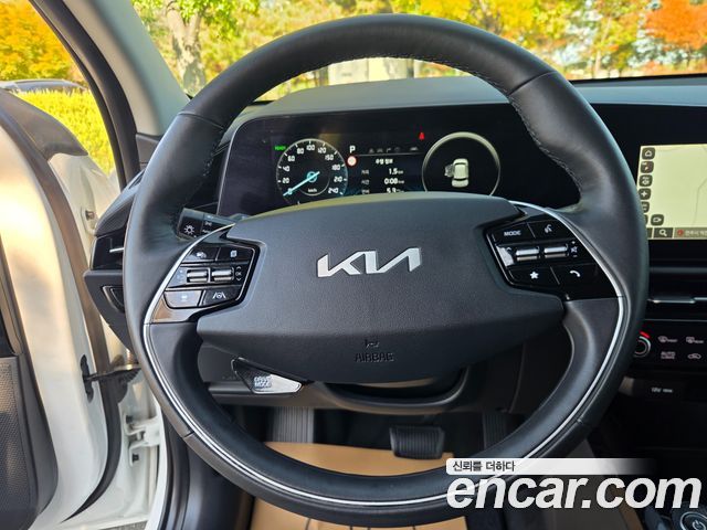 Kia Niro EV Air 2023 — фото 17