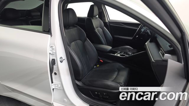 Kia K5 Hybrid (III) Trendy 2023 — фото 11
