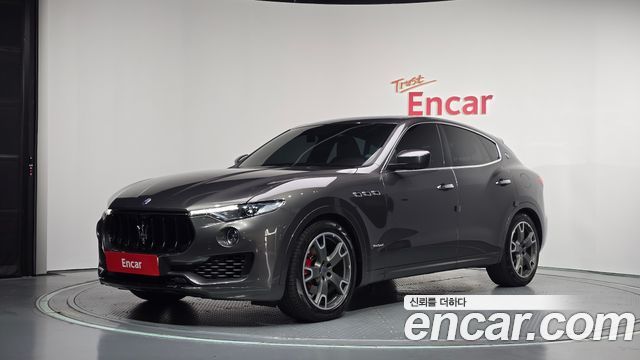 Maserati Levante 3.0 AWD GranSport 2018 — фото 1