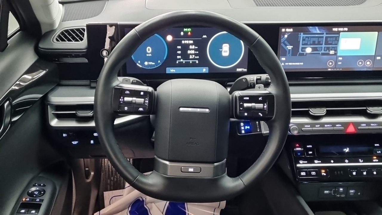 Hyundai Grandeur (GN7) 3.5 LPG 2WD Premium 2023 — фото 16