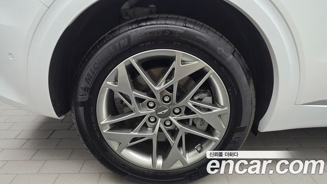 Genesis GV70 2.5T Gasoline 2WD 2023 — фото 5