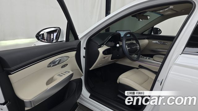 Genesis GV70 2.5T Gasoline 2WD 2023 — фото 10