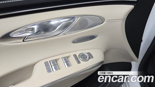 Genesis GV70 2.5T Gasoline 2WD 2023 — фото 28