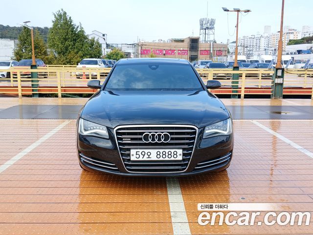 Audi A8 3.0 TDI Quattro LWB D4 2012 — фото 2