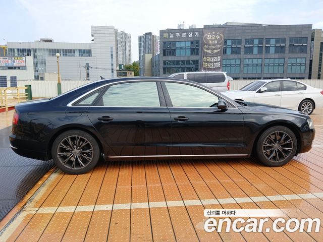 Audi A8 3.0 TDI Quattro LWB D4 2012 — фото 6