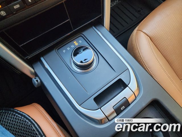 Land Rover Discovery Sport 2.0 TD4 HSE Luxury 2018 — фото 22