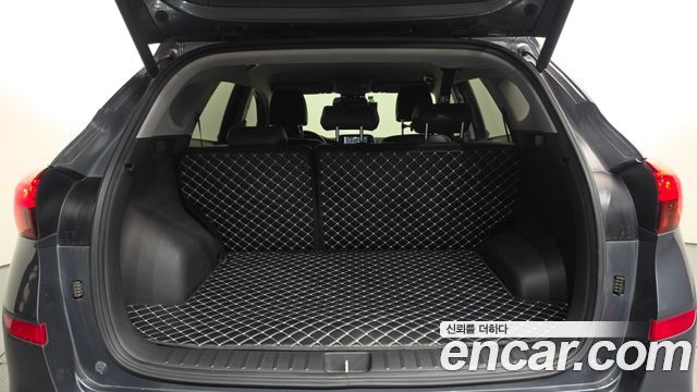 Hyundai Tucson Diesel 1.6 2WD Premium 2019 — фото 18
