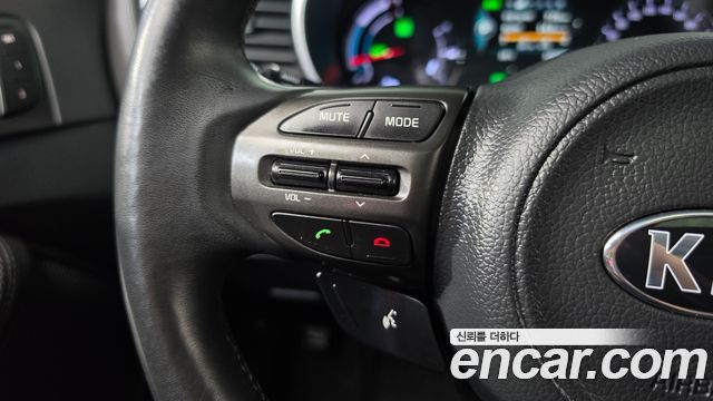 Kia K5 Hybrid 500h Prestige 2015 — фото 17