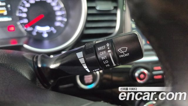 Kia K5 Hybrid 500h Prestige 2015 — фото 30