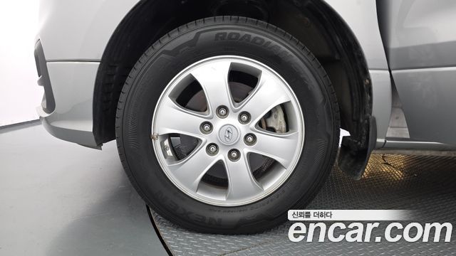 Hyundai Grand Starex 4WD Urban 9-Seater Premium 2018 — фото 5