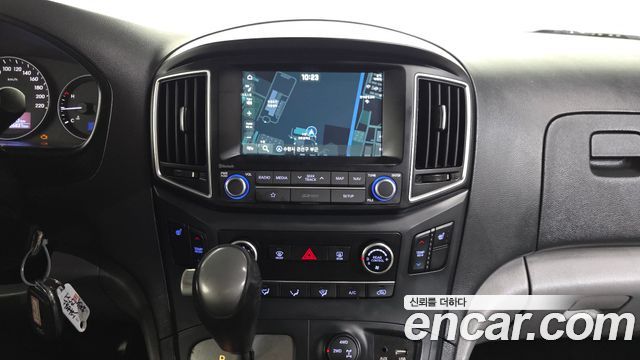 Hyundai Grand Starex 4WD Urban 9-Seater Premium 2018 — фото 14
