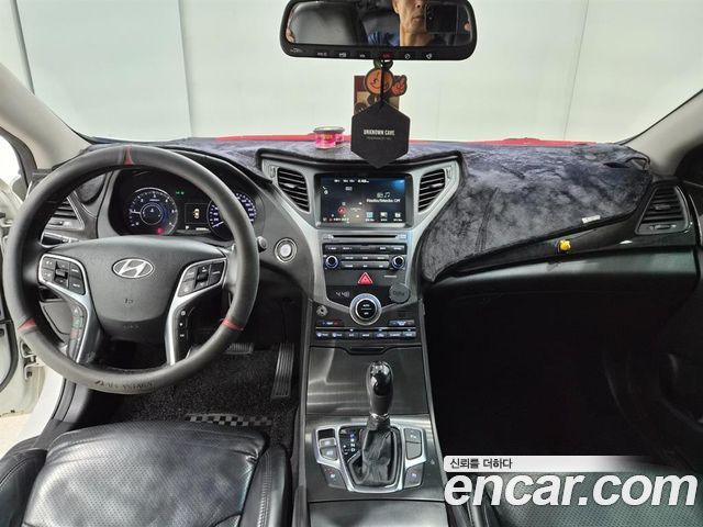 Hyundai Grandeur (HG) HG220 Diesel Premium 2016 — фото 7