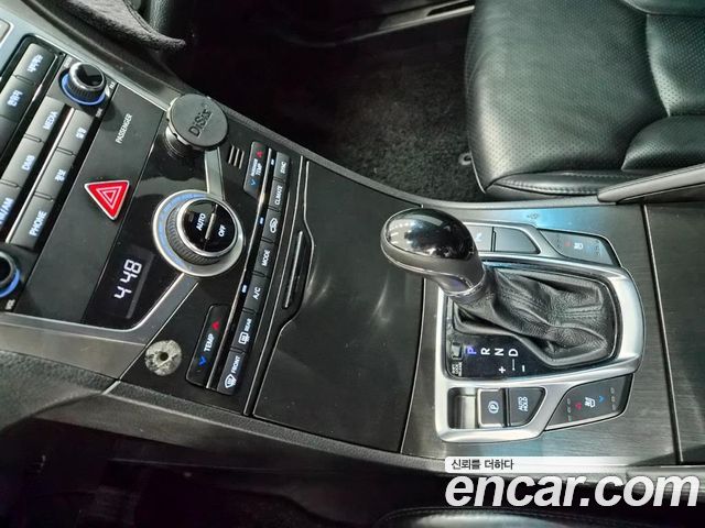 Hyundai Grandeur (HG) HG220 Diesel Premium 2016 — фото 9