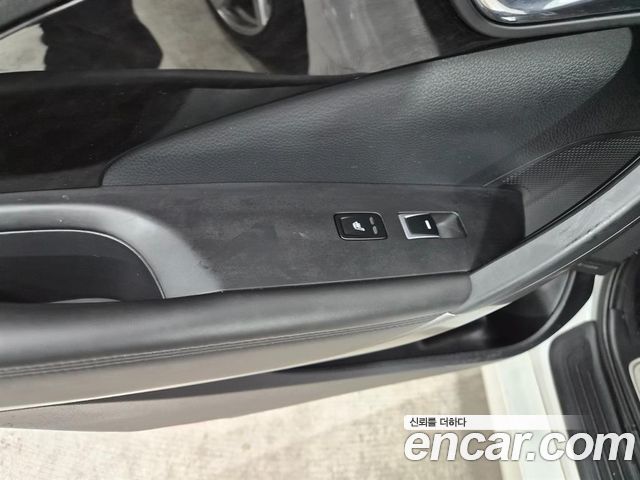 Hyundai Grandeur (HG) HG220 Diesel Premium 2016 — фото 19