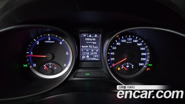 Hyundai Santa Fe (DM) Diesel(e-VGT) 2.0 2WD Premium 2014 — фото 8