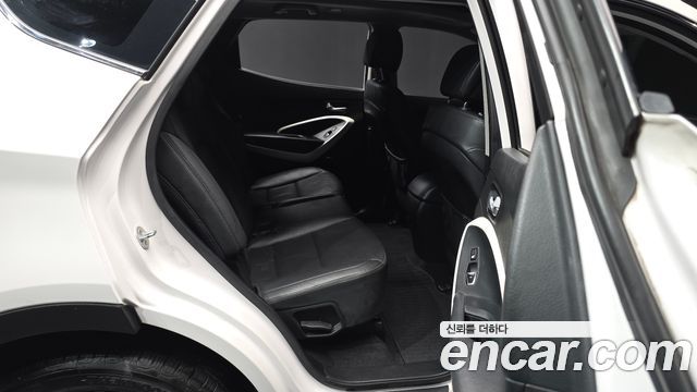 Hyundai Santa Fe (DM) Diesel(e-VGT) 2.0 2WD Premium 2014 — фото 12