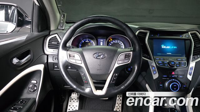 Hyundai Santa Fe (DM) Diesel(e-VGT) 2.0 2WD Premium 2014 — фото 13