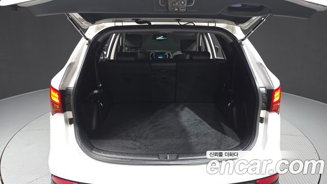 Hyundai Santa Fe (DM) Diesel(e-VGT) 2.0 2WD Premium 2014 — фото 20