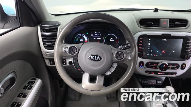 Kia Soul EV EV 2018 — фото 13