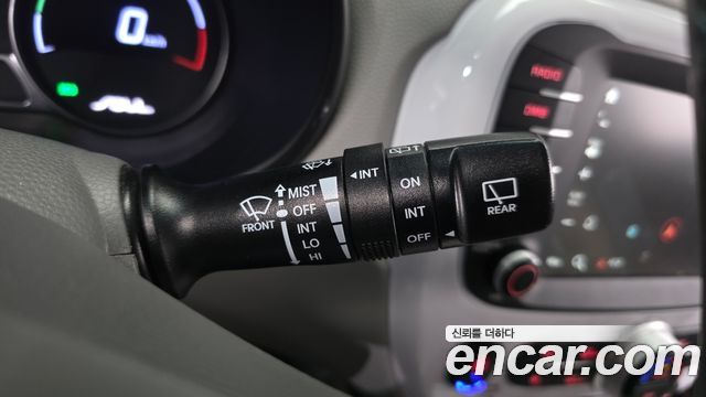 Kia Soul EV EV 2018 — фото 28