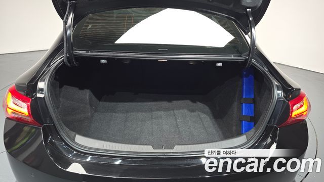 Chevrolet Malibu 2.0 Turbo Perfect Black 2020 — фото 18