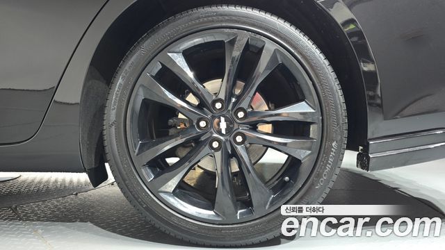 Chevrolet Malibu 2.0 Turbo Perfect Black 2020 — фото 21