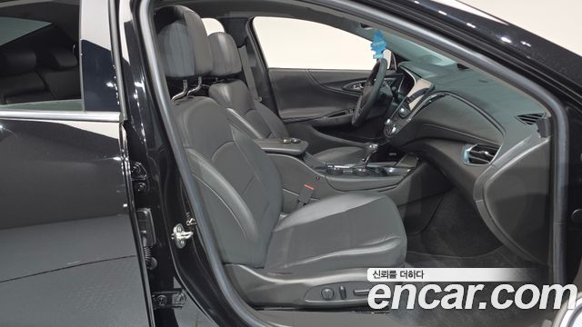 Chevrolet Malibu 2.0 Turbo Perfect Black 2020 — фото 26