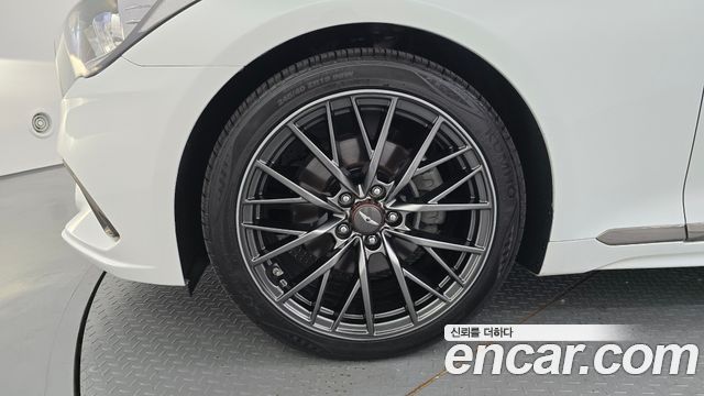 Genesis G80 3.3 GDI Premium Luxury 2019 — фото 5