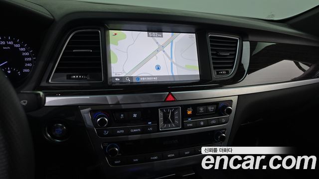 Genesis G80 3.3 GDI Premium Luxury 2019 — фото 12