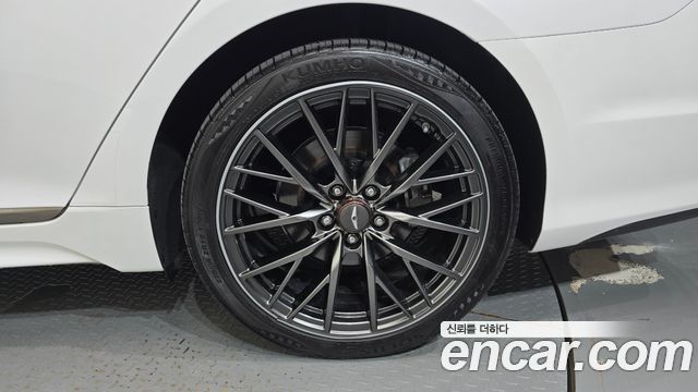 Genesis G80 3.3 GDI Premium Luxury 2019 — фото 21