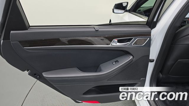 Genesis G80 3.3 GDI Premium Luxury 2019 — фото 25