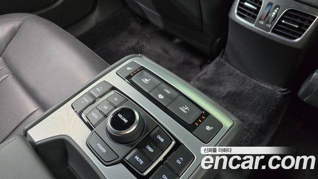 Genesis G80 3.3 GDI Premium Luxury 2019 — фото 31