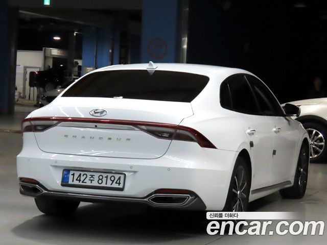 Hyundai Grandeur (IG) 2.5 Le Blanc 2023 — фото 4