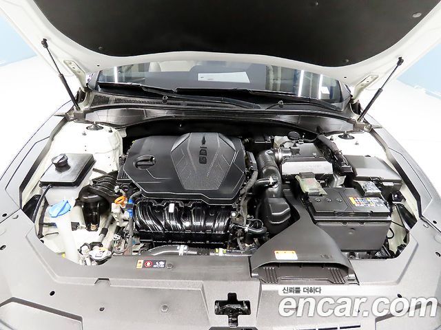 Hyundai Grandeur (IG) 2.5 Le Blanc 2023 — фото 23