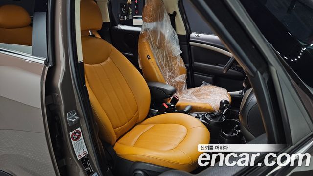 MINI Cooper D Countryman Standard 1st 2014 — фото 10