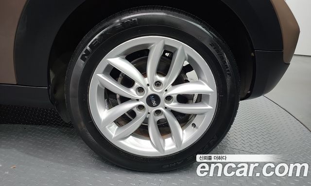 MINI Cooper D Countryman Standard 1st 2014 — фото 21