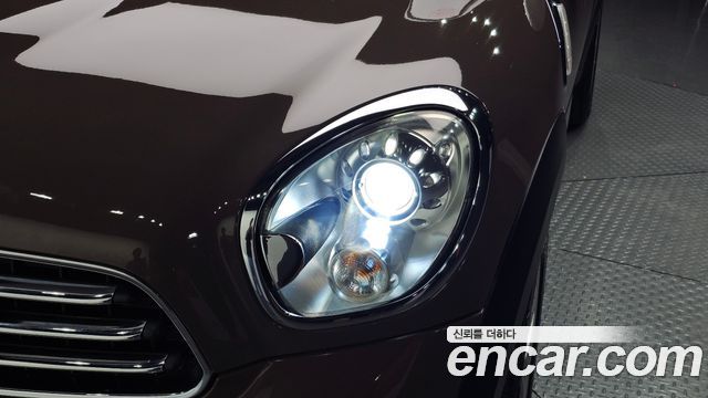 MINI Cooper D Countryman Standard 1st 2014 — фото 22
