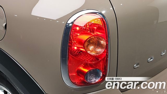 MINI Cooper D Countryman Standard 1st 2014 — фото 23