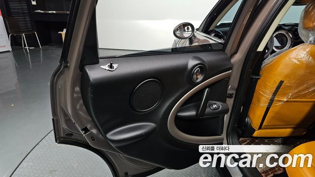 MINI Cooper D Countryman Standard 1st 2014 — фото 25