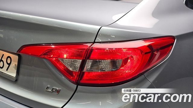 Hyundai Sonata (LF) LPI Smart 2015 — фото 23