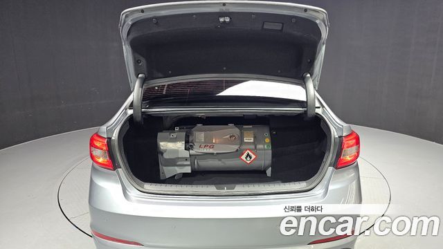 Hyundai Sonata (LF) LPI Smart 2015 — фото 29