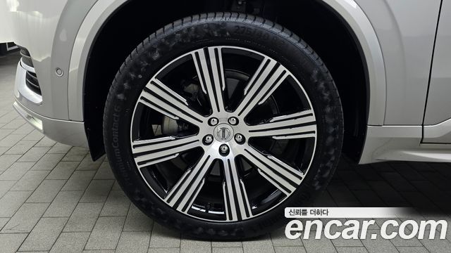 Volvo XC90 (II) B6 Ultimate Bright 2024 — фото 5