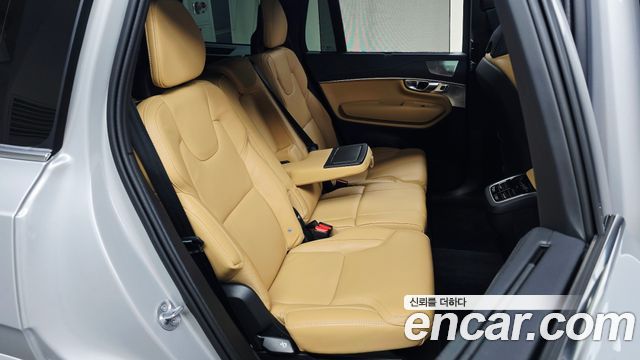 Volvo XC90 (II) B6 Ultimate Bright 2024 — фото 11