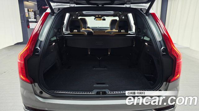 Volvo XC90 (II) B6 Ultimate Bright 2024 — фото 19