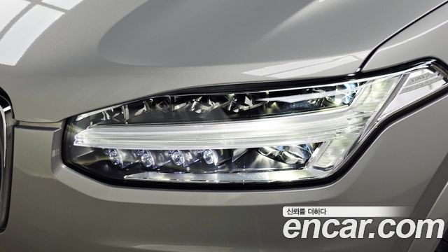 Volvo XC90 (II) B6 Ultimate Bright 2024 — фото 22