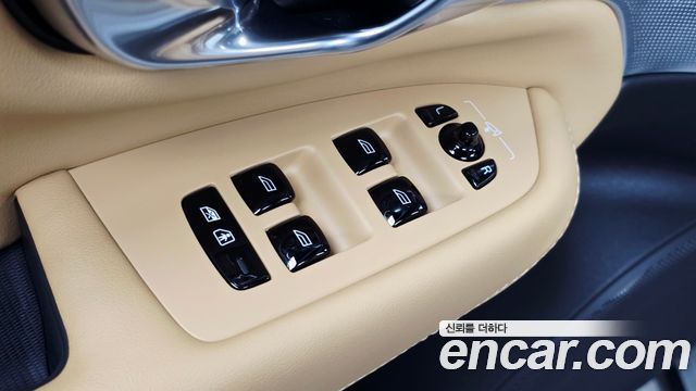 Volvo XC90 (II) B6 Ultimate Bright 2024 — фото 28
