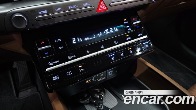 Hyundai Grandeur (GN7) 3.5 LPG 2WD Premium 2023 — фото 15