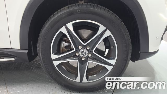Mercedes-Benz GLE-Class (W167) GLE350e 4MATIC 2022 — фото 21