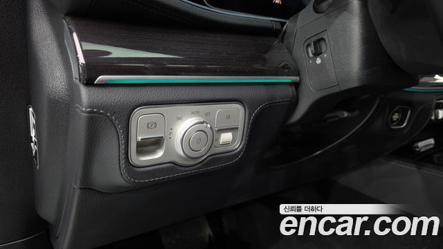 Mercedes-Benz GLE-Class (W167) GLE350e 4MATIC 2022 — фото 27